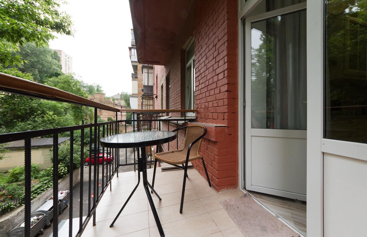 Апартаменты На Бассейной Kyiv Exterior foto